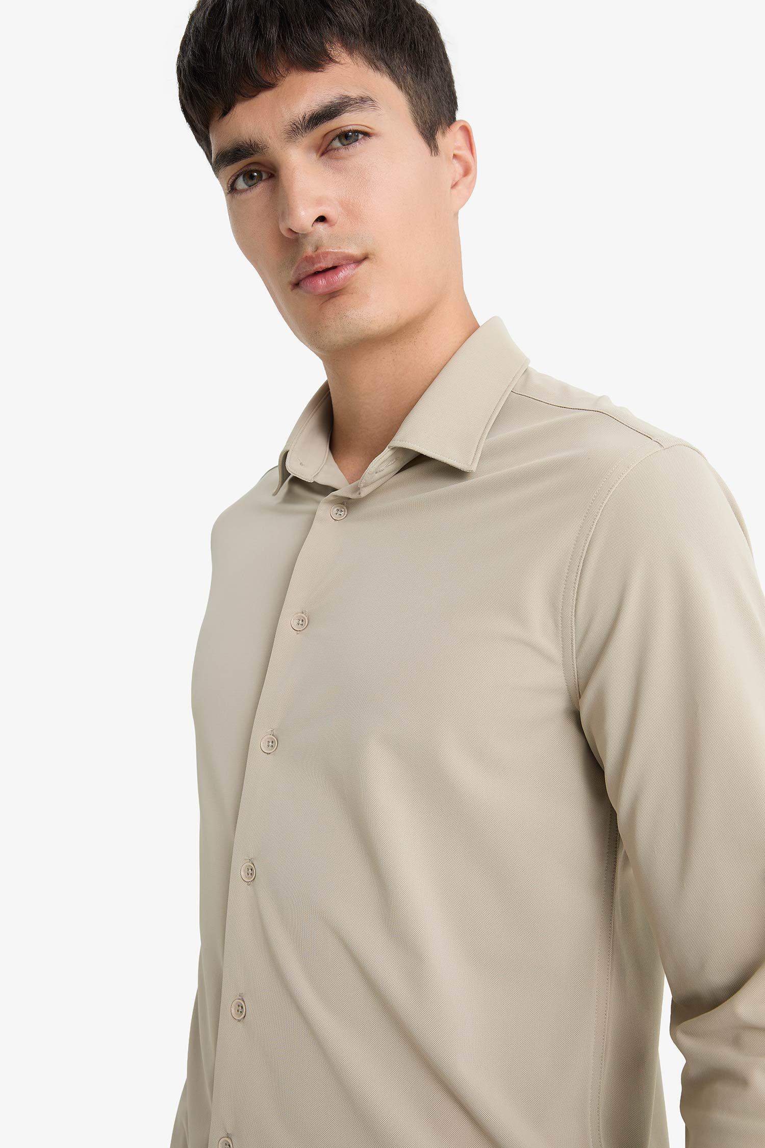 F0337AX_25AU_GR302_05_02